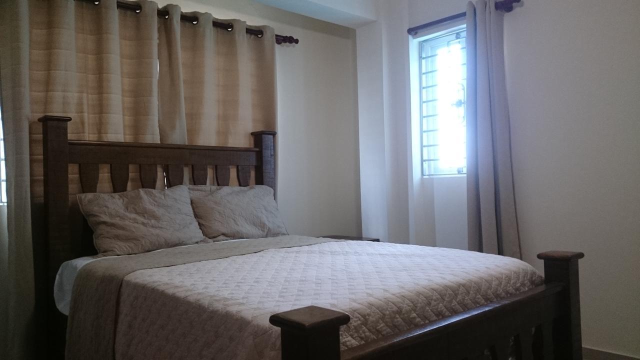 Luxury Karla Apartments Las Flores المظهر الخارجي الصورة
