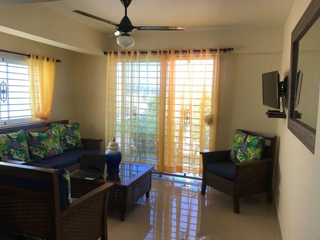 Luxury Karla Apartments Las Flores المظهر الخارجي الصورة